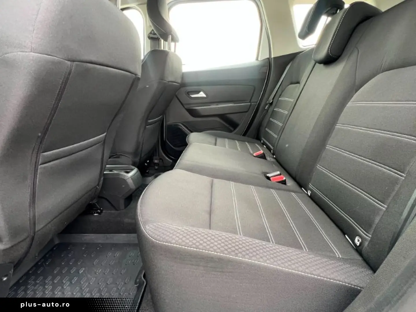 DACIA DUSTER 1.5 Blue dCi 115CP Comfort VU 4WD