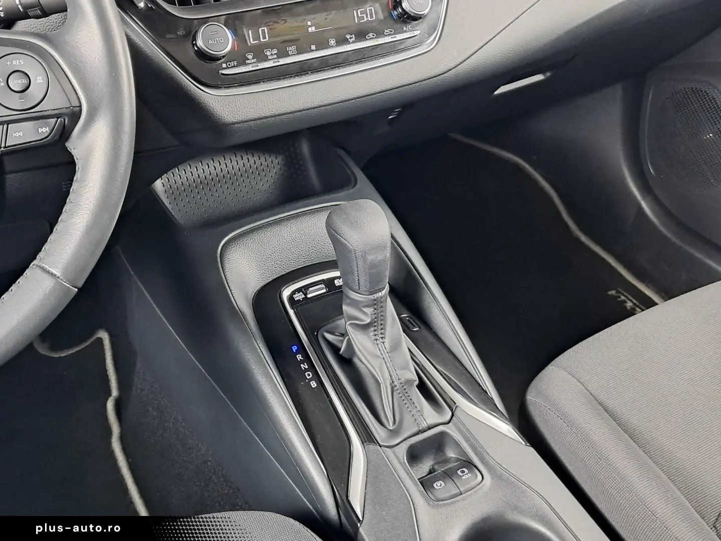 TOYOTA COROLLA BUSINESS 1.8i HYBRID 98CP 2023