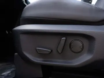 Volkswagen Amarok Aventura V6 3.0 TDI 4M