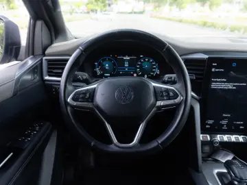 Volkswagen Amarok Aventura V6 3.0 TDI 4M