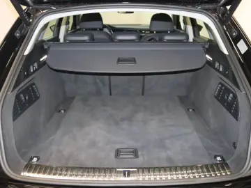AUDI e-tron 50 quattro-NAV-LED-PANO-LUFT-LEDER