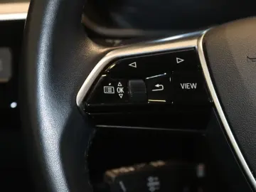 AUDI e-tron 50 quattro-NAV-LED-PANO-LUFT-LEDER