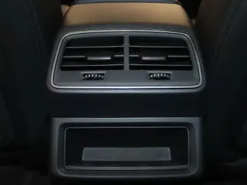 AUDI e-tron 50 quattro-NAV-LED-PANO-LUFT-LEDER