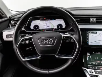 AUDI E-TRON SPORTBACK 50 ADVANCED MTRX PANO 360  B&O
