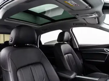 AUDI E-TRON SPORTBACK 50 ADVANCED MTRX PANO 360  B&O