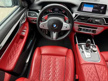 BMW 750 Li xDrive – 530 CP PANO