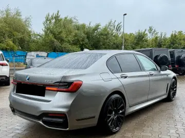 BMW 750 Li xDrive – 530 CP PANO