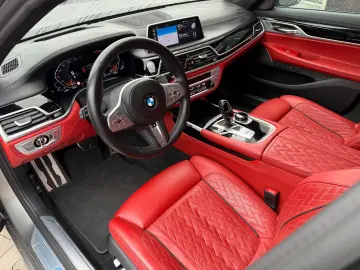 BMW 750 Li xDrive – 530 CP PANO