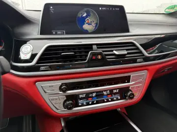 BMW 750 Li xDrive – 530 CP PANO