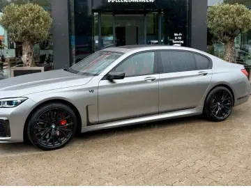 BMW 750 Li xDrive – 530 CP PANO