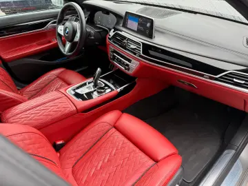 BMW 750 Li xDrive – 530 CP PANO