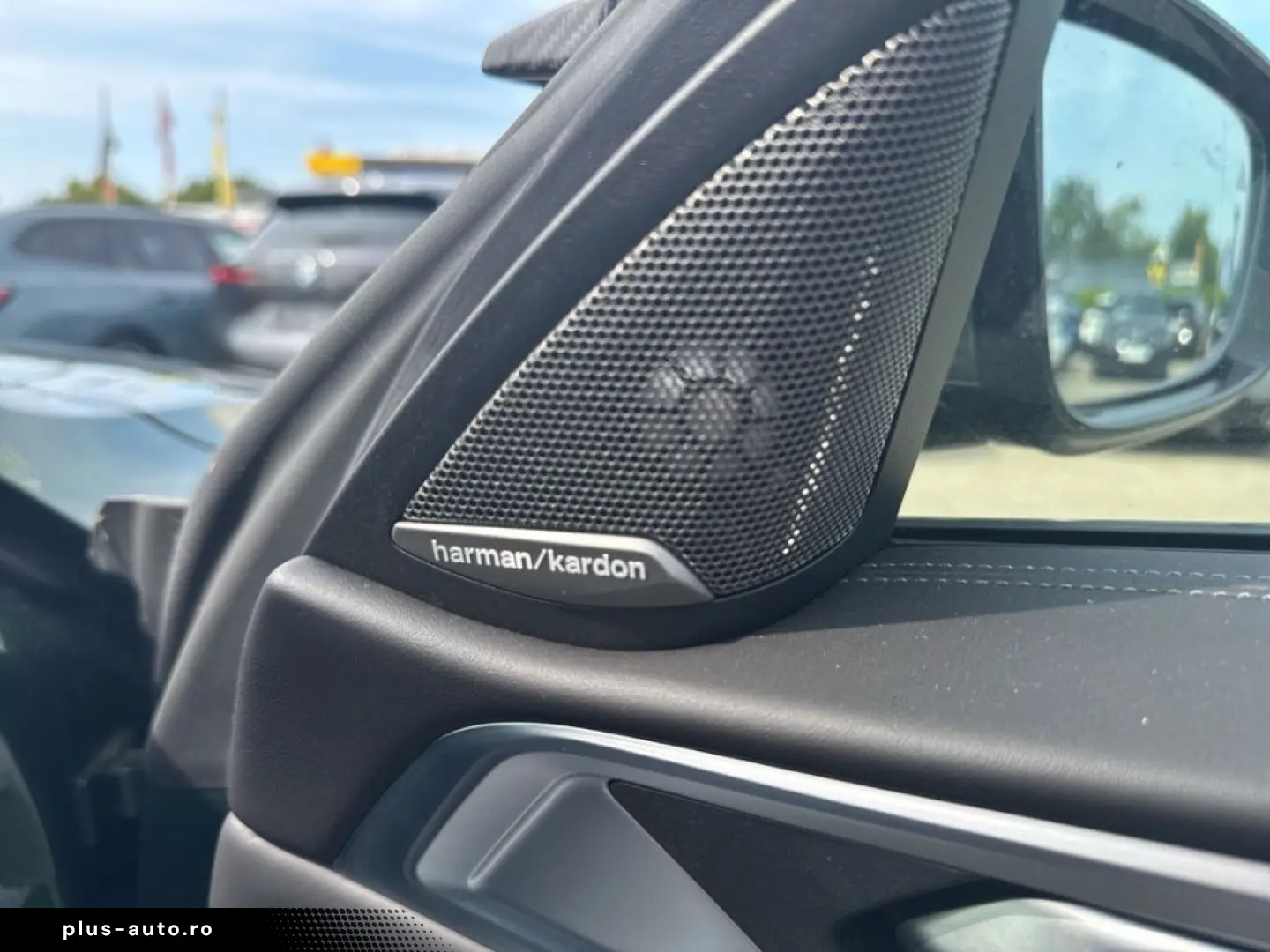 BMW M4 Competition Coupe Carbon H&K LED