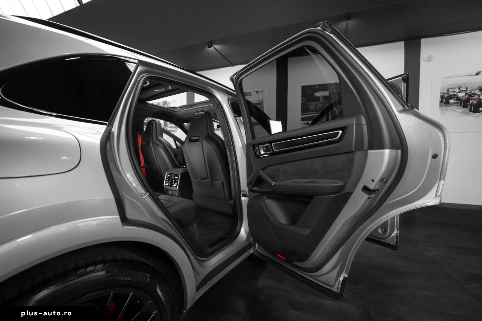 PORSCHE Cayenne GTS #SportDesign #Approved #Pano #1.Hand