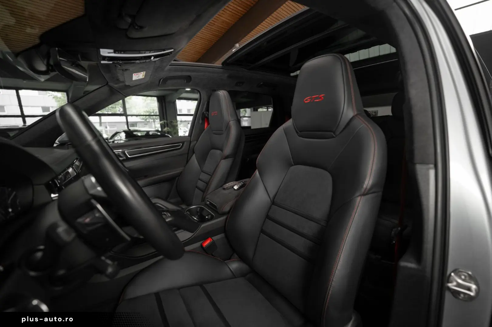 PORSCHE Cayenne GTS #SportDesign #Approved #Pano #1.Hand