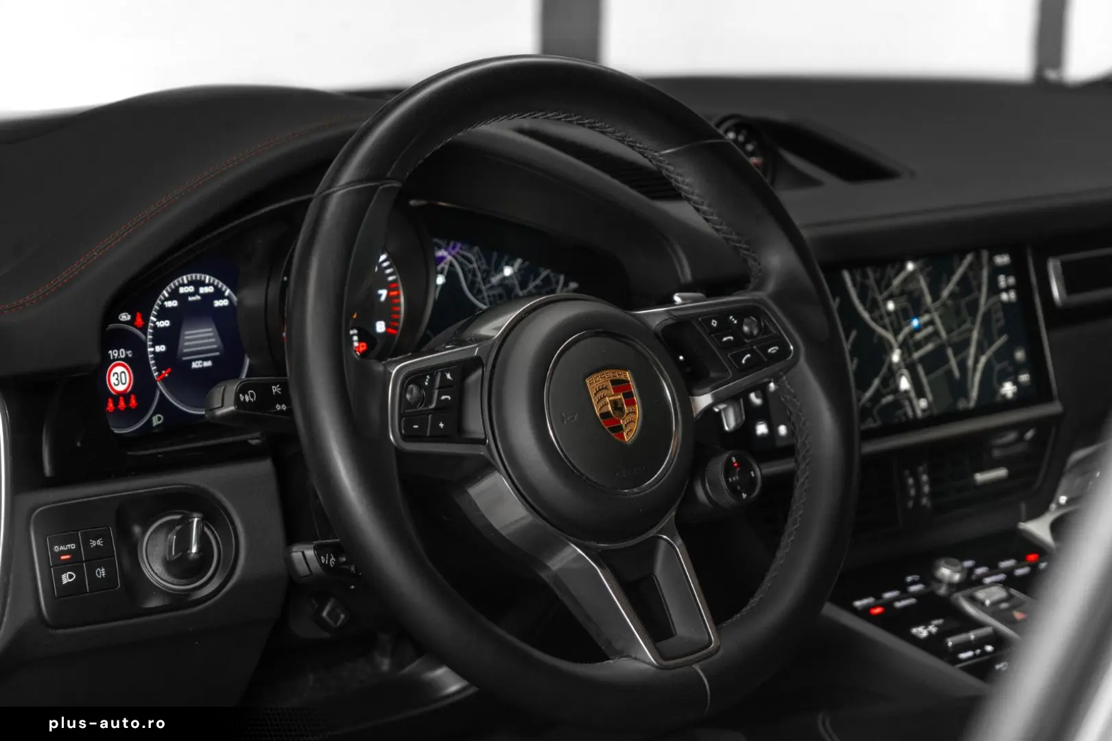 PORSCHE Cayenne GTS #SportDesign #Approved #Pano #1.Hand