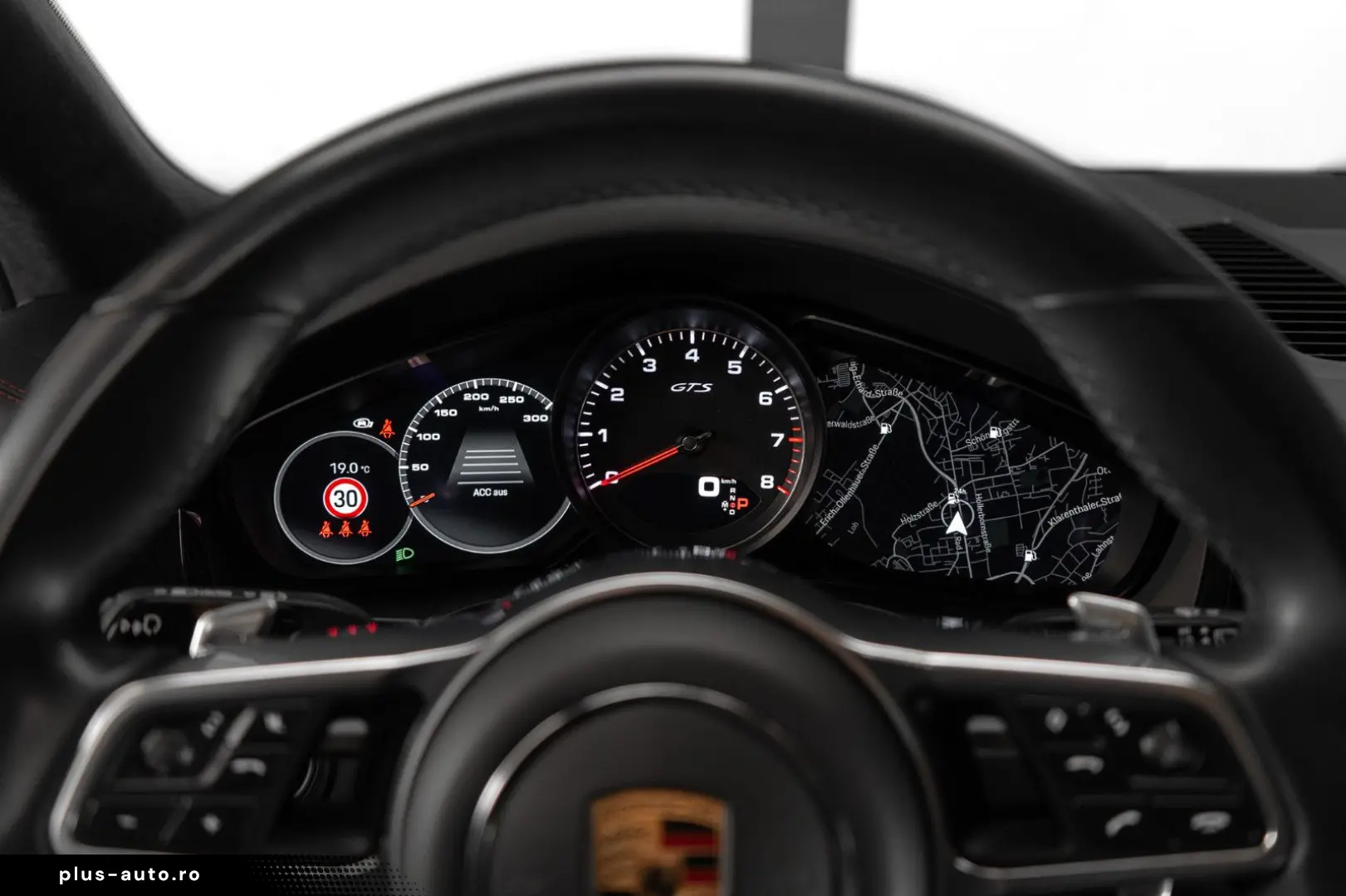 PORSCHE Cayenne GTS #SportDesign #Approved #Pano #1.Hand