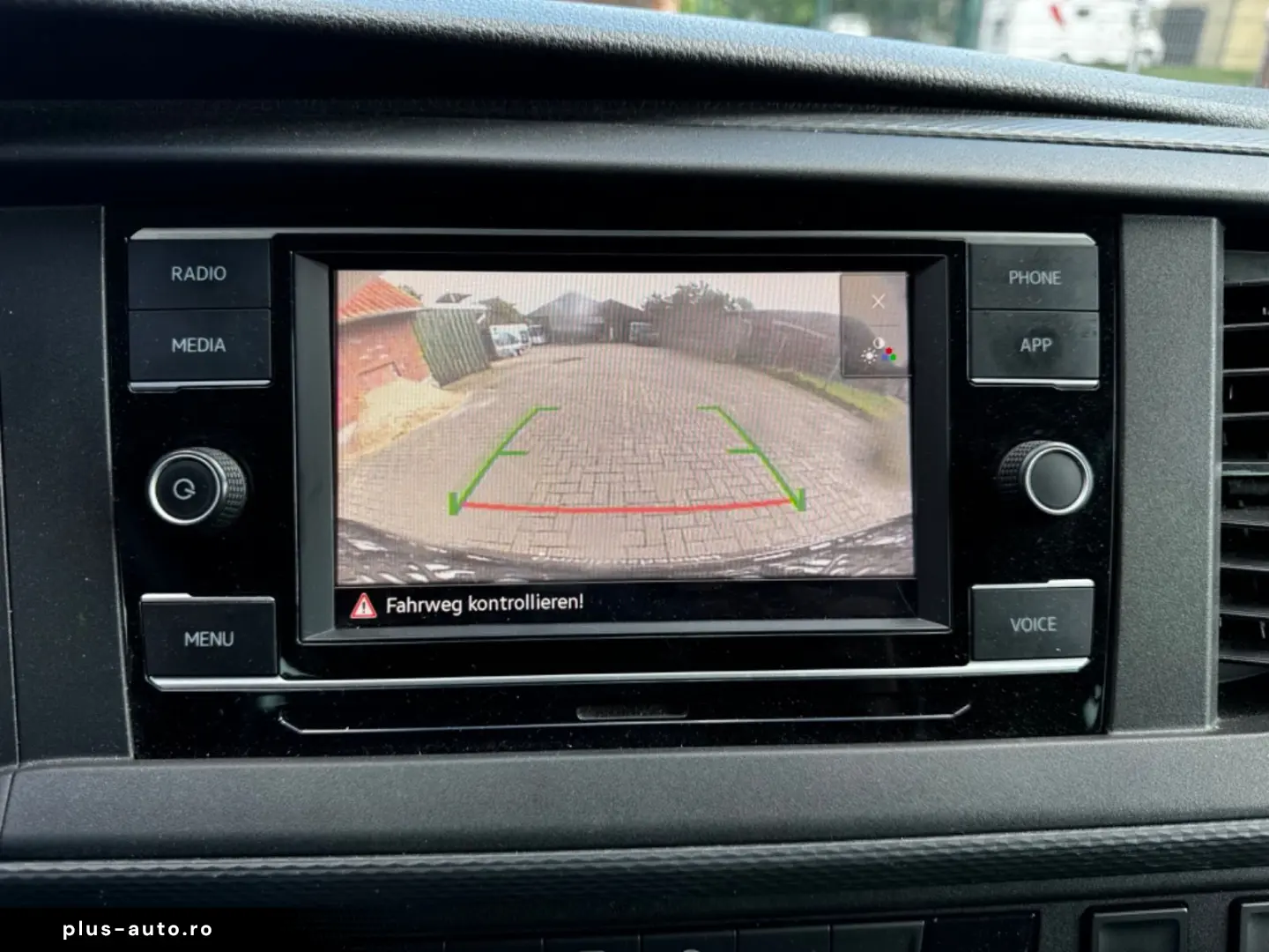VW T6 Transporter 9 Sitzer Frontassistent