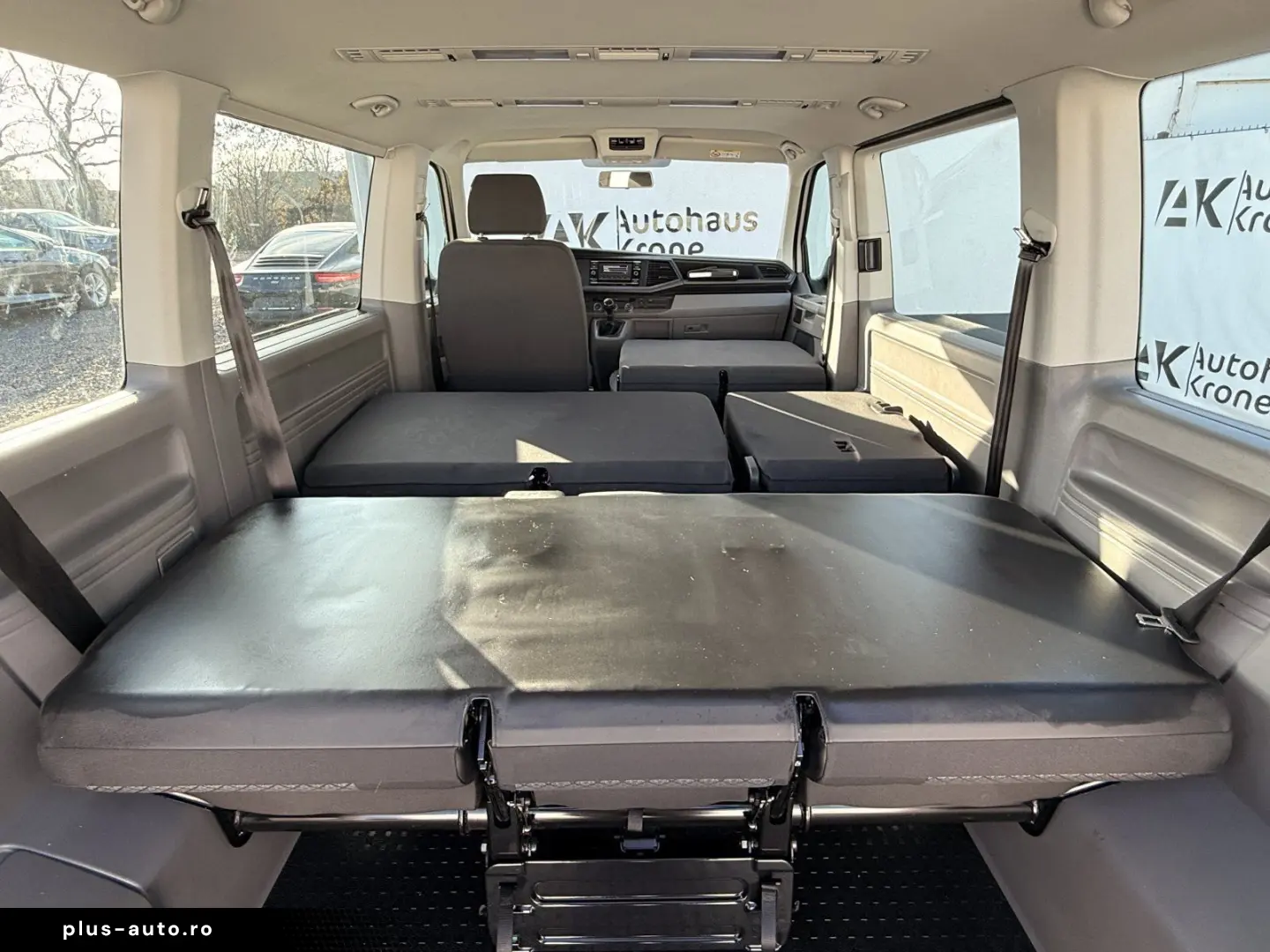 VW T6.1 2.0 TDI Caravelle Trendline   9-SITZER