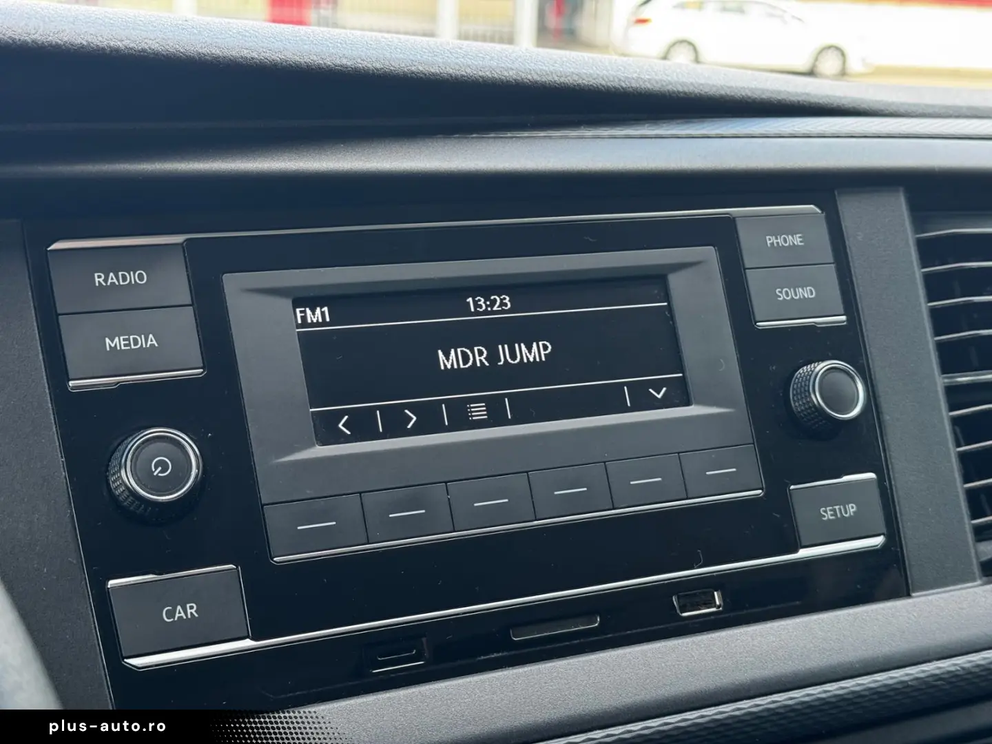 VW Transporter T6.1 Kombi 2 0 TDI Klima  9-Sitze