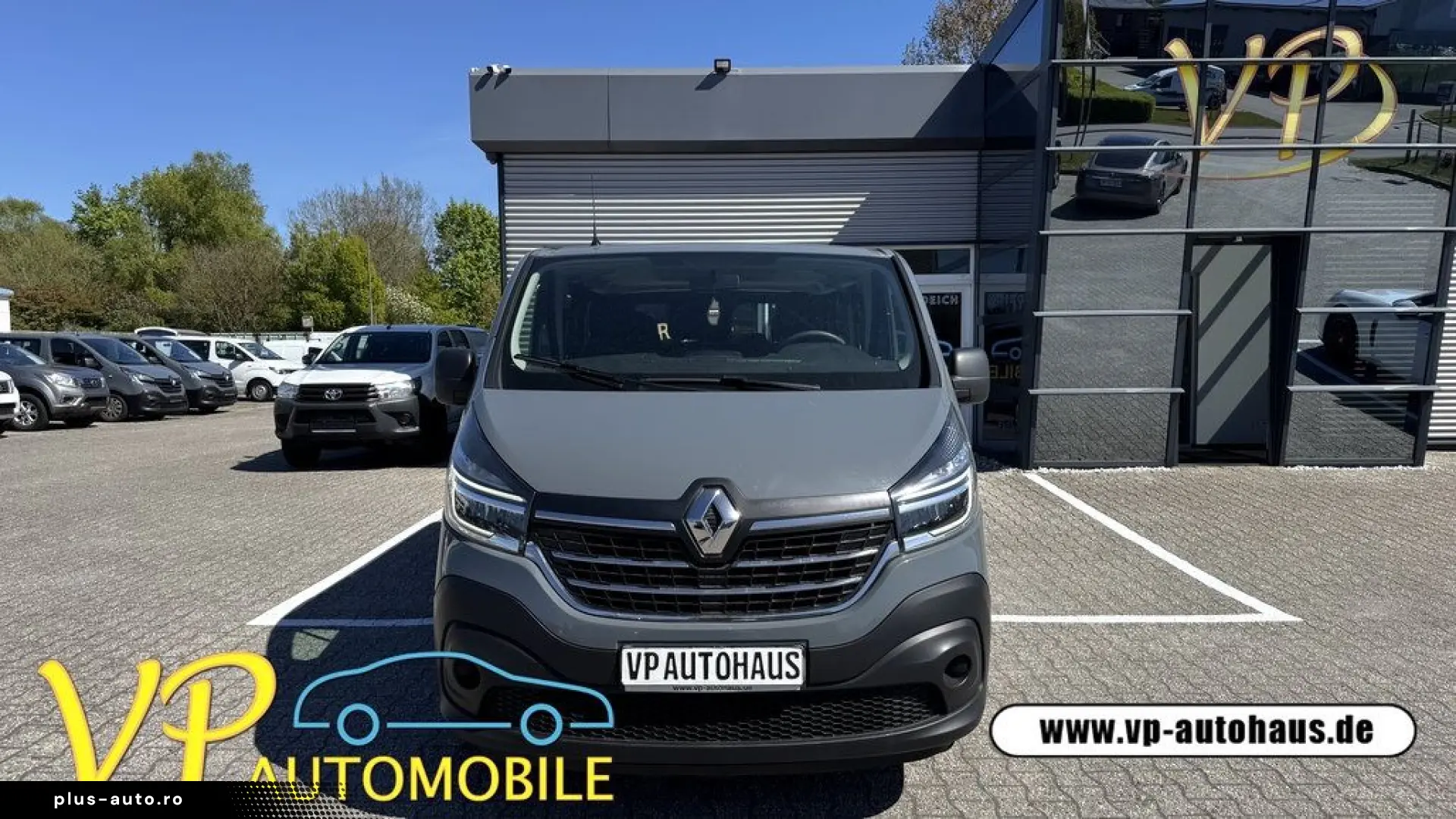 RENAULT Trafic H1L1 9 Sitzer Automatik LED