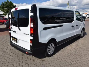 RENAULT Trafic 2.0 dCi 120 L2H1