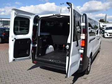 RENAULT Trafic 2.0 dCi 120 L2H1