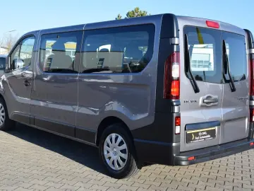 RENAULT Trafic 2.0 dCi 120 L2H1 Combi