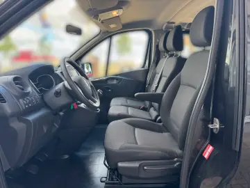 RENAULT Trafic Combi L2H1 2.0 Klima PDC Navi LED GRA
