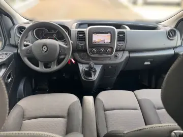 RENAULT Trafic Combi L2H1 2.0 Klima PDC Navi LED GRA