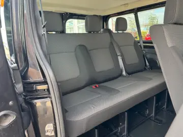 RENAULT Trafic Combi L2H1 2.0 Klima PDC Navi LED GRA