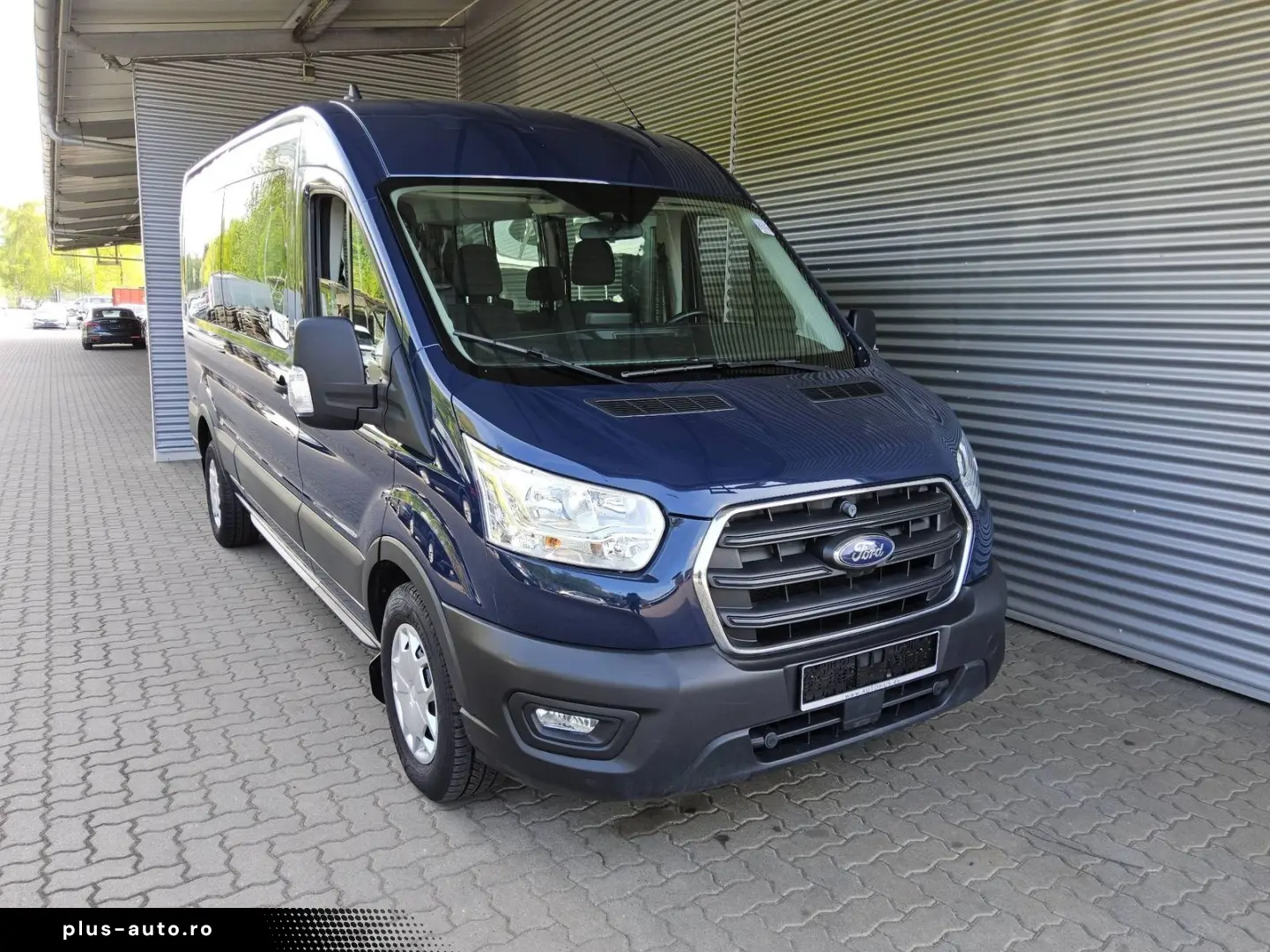 FORD Transit 2.0 TDCi Trend 9-Sitze Aut. Navi