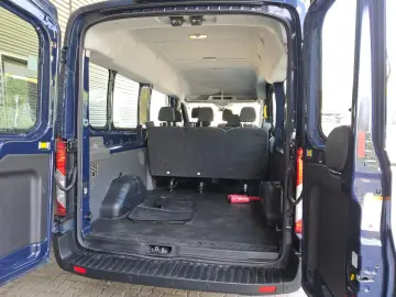 FORD Transit 2.0 TDCi Trend 9-Sitze Aut. Navi