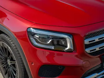 Mercedes-Benz GLB 200 d  Livrare imediata