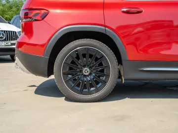 Mercedes-Benz GLB 200 d  Livrare imediata