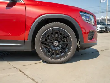 Mercedes-Benz GLB 200 d  Livrare imediata