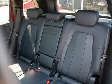 Mercedes-Benz GLB 200 d  Livrare imediata