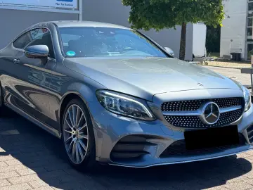 Mercedes-Benz C 300 Coupé AMG Line