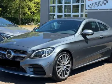Mercedes-Benz C 300 Coupé AMG Line