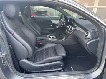 Mercedes-Benz C 300 Coupé AMG Line
