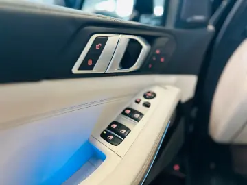 BMW X5 50e XD PANO STZHZ-BL M-SPORT