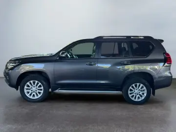 TOYOTA Land Cruiser 2.8 D-4D Executive  360  Leder 4xSH