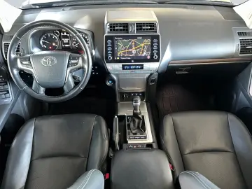 TOYOTA Land Cruiser 2.8 D-4D Executive  360  Leder 4xSH