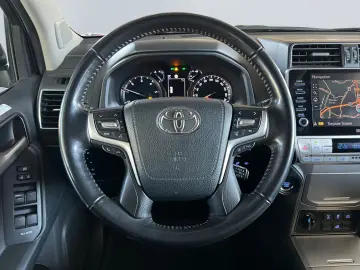 TOYOTA Land Cruiser 2.8 D-4D Executive  360  Leder 4xSH