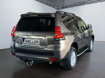 TOYOTA Land Cruiser 2.8 D-4D Executive  360  Leder 4xSH
