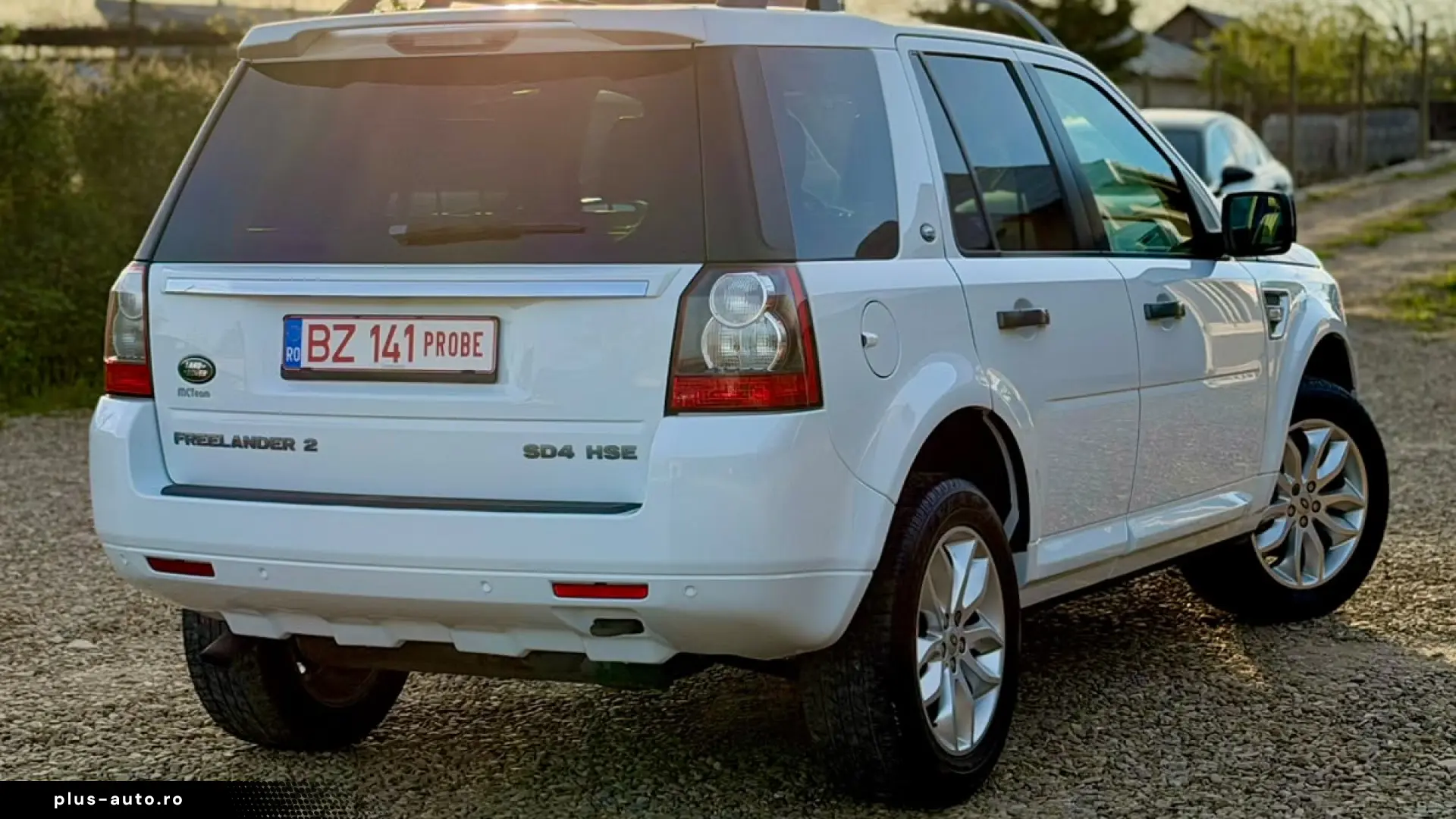 Land Rover Freelender2