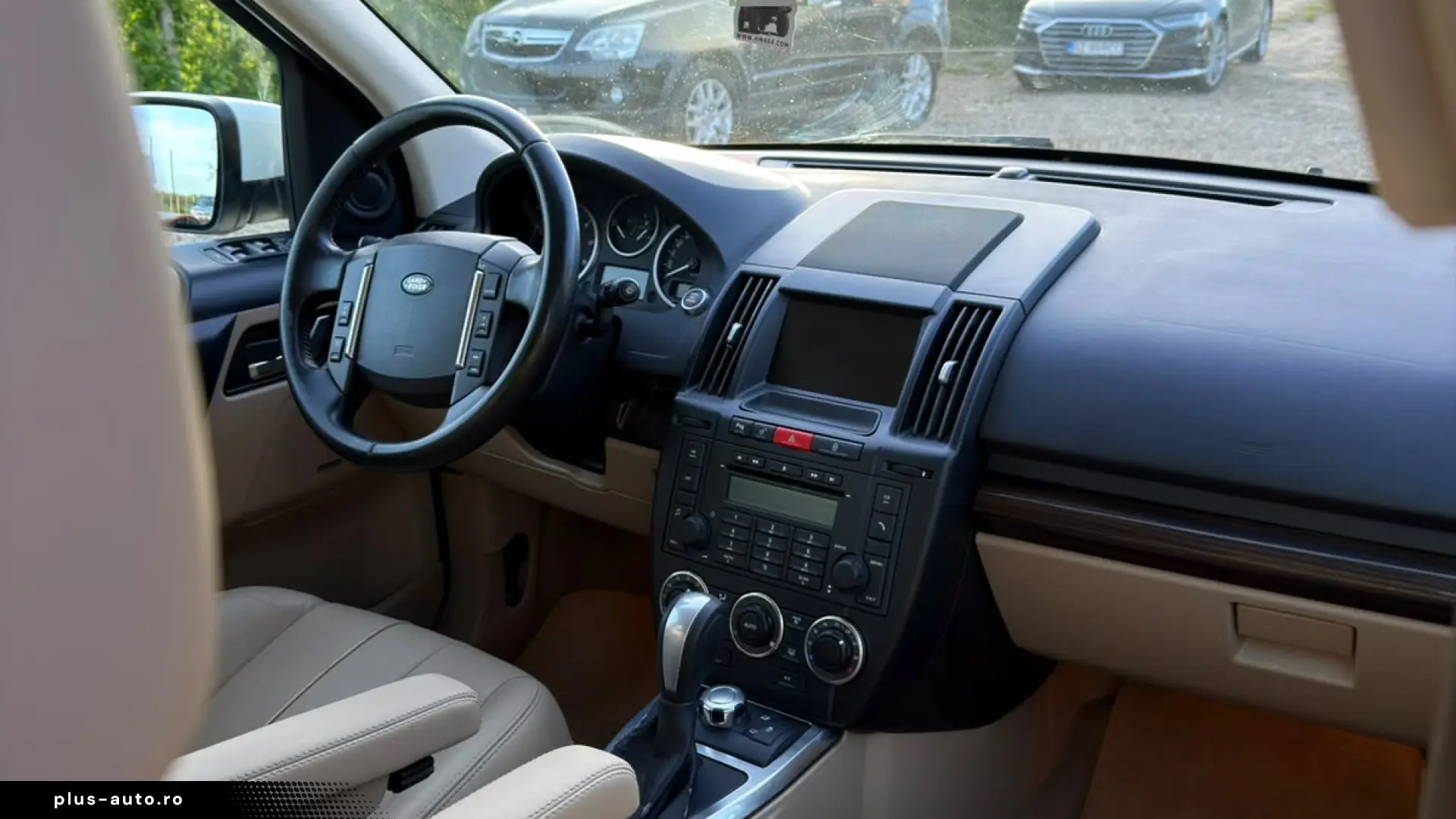 Land Rover Freelender2
