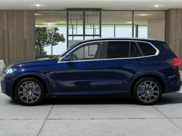 BMW X5 xDrive50e M SPORT 2Achs SoftCl AHK Pano DAPro