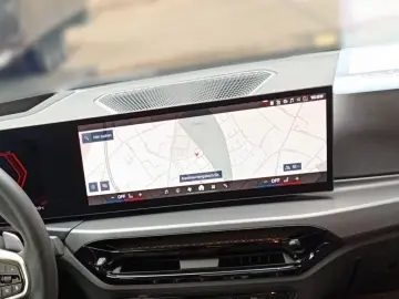 BMW M2 Coupe HiFi HuD