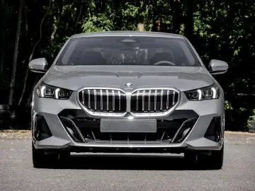 BMW 550e xDrive MSport RFK NAVI LED Sound Syst. LM