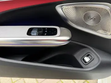 MERCEDES-BENZ CLE 300 4M Coupé AMG Night Pano HUD Leder rot
